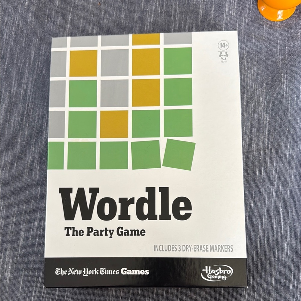 Hasbro Wordle The Party Game - Green, Yellow, Gray
